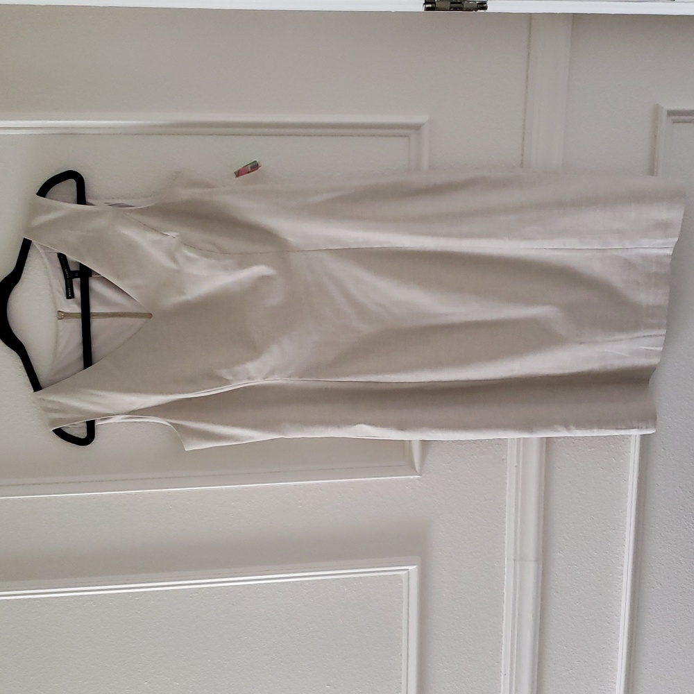 WHITE HOUSE BLACK MARKET SHEATH DRESS IN BISCOTTI.